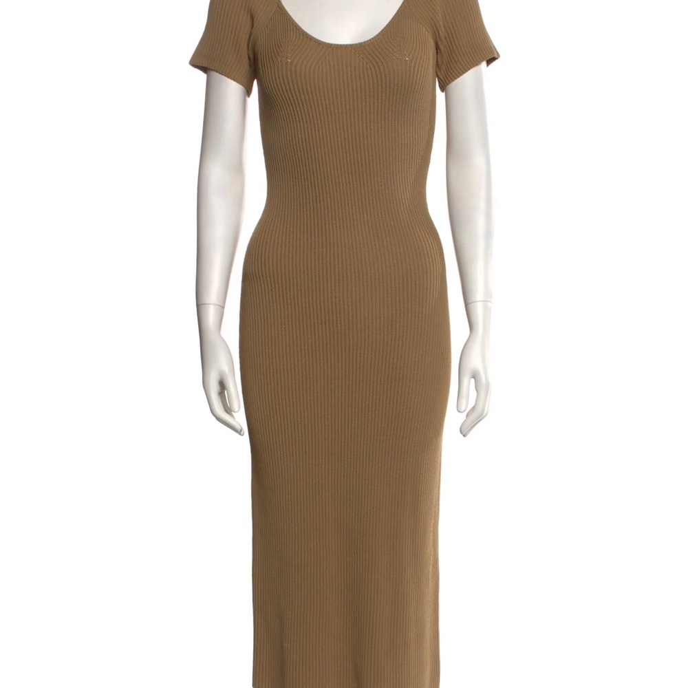 Elegant Tan Ribbed Midi Dress